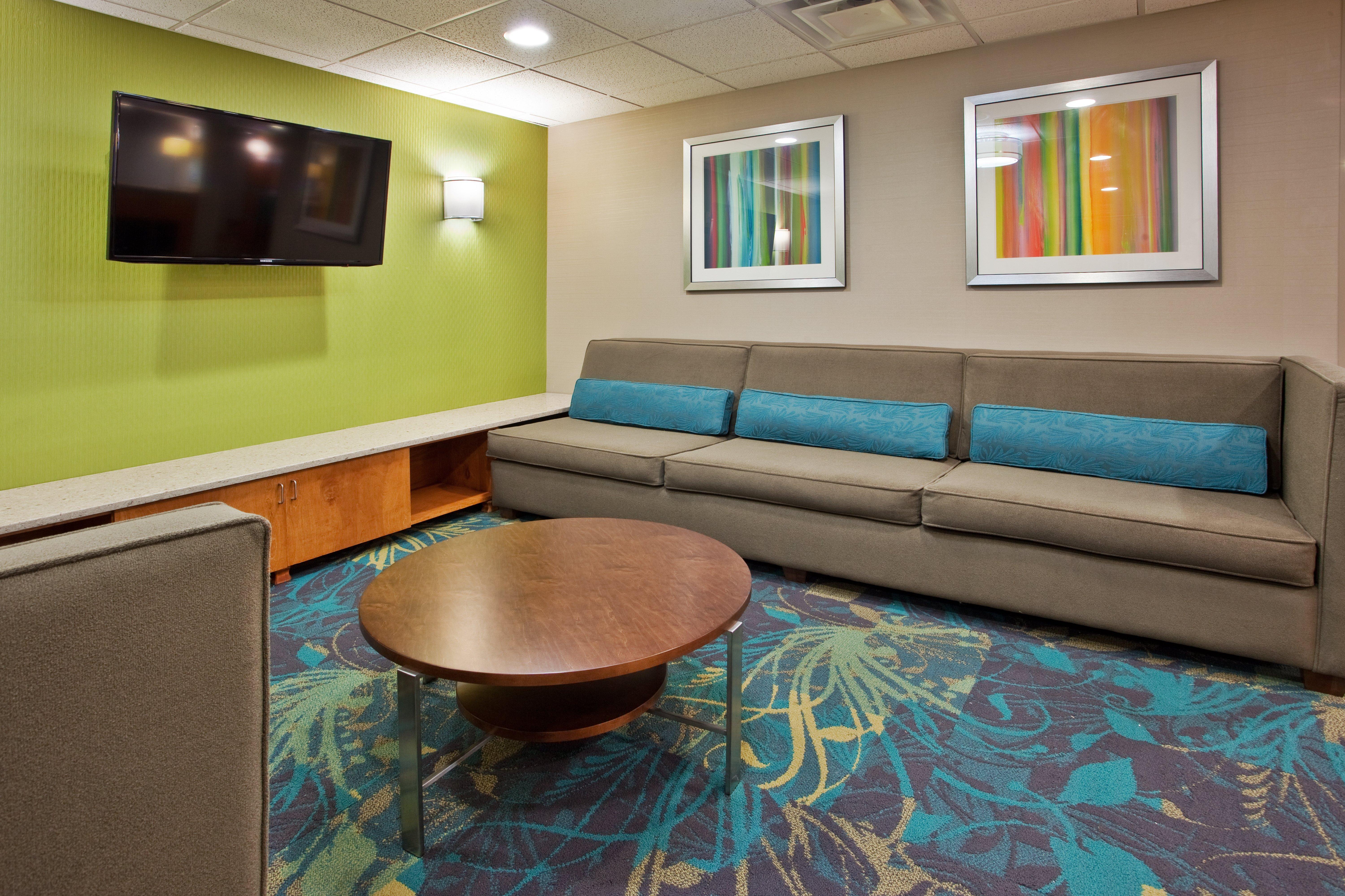 Holiday Inn Express Hotel & Suites Kimball, An Ihg Hotel Bagian luar foto