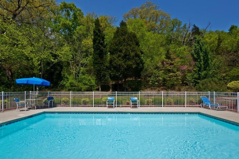 Holiday Inn Express Hotel & Suites Kimball, An Ihg Hotel Bagian luar foto